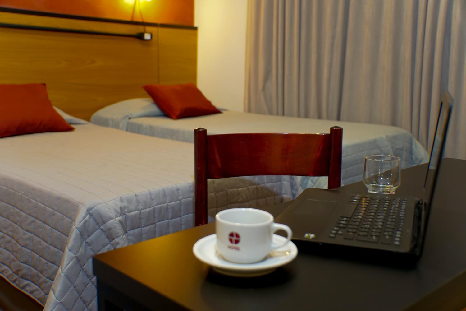 Hotel Euro Suite Pocos De Caldas By Nacional Inn Экстерьер фото