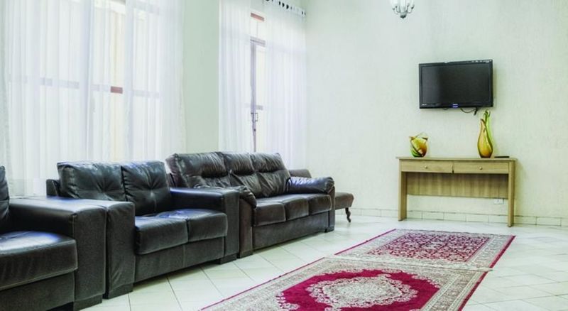 Hotel Euro Suite Pocos De Caldas By Nacional Inn Экстерьер фото