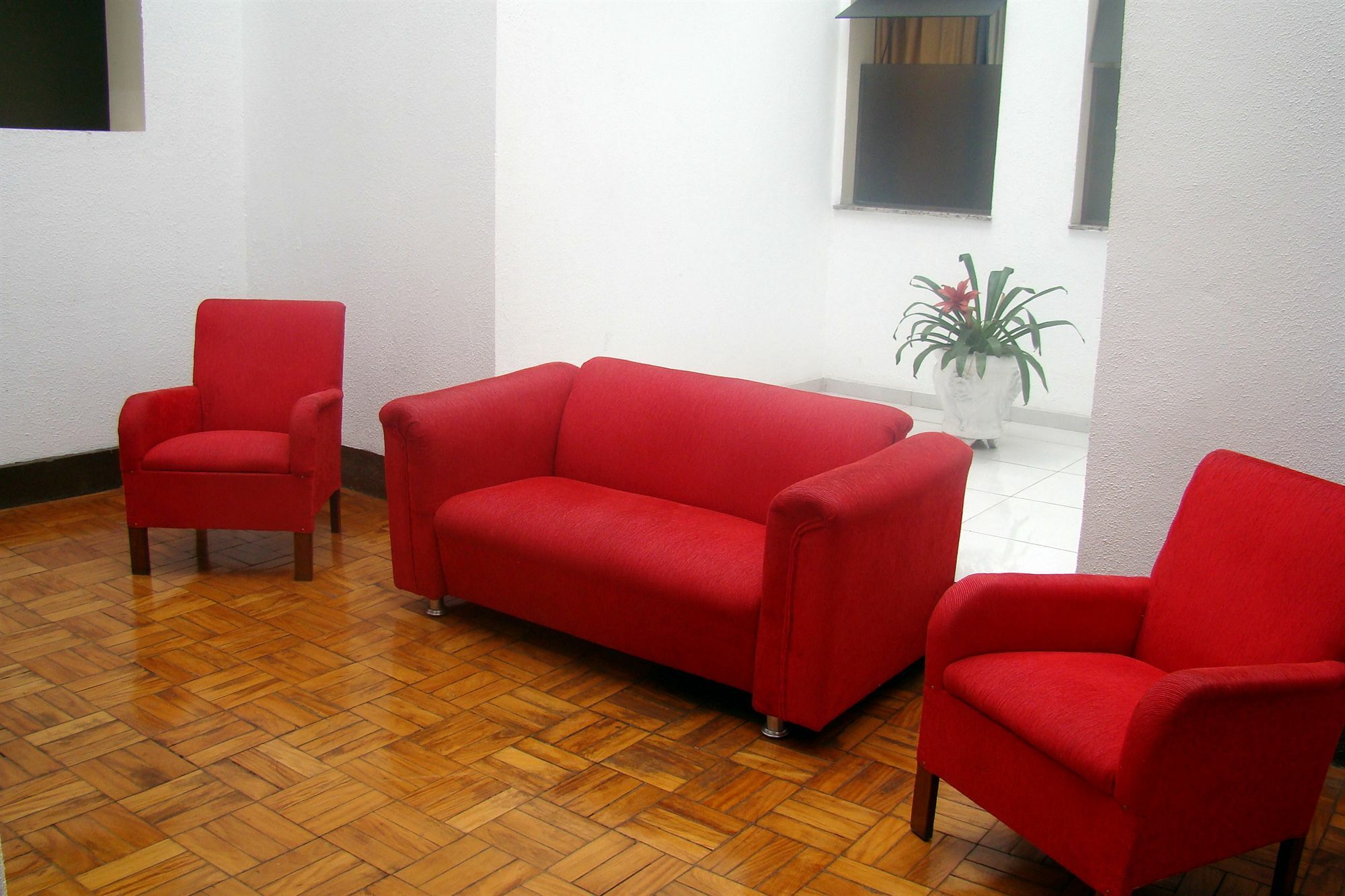Hotel Euro Suite Pocos De Caldas By Nacional Inn Экстерьер фото